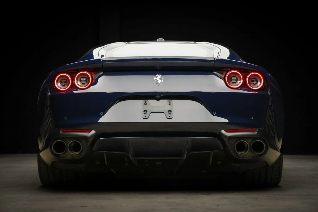 2019 Ferrari 812 Superfast - Image 27 of 31