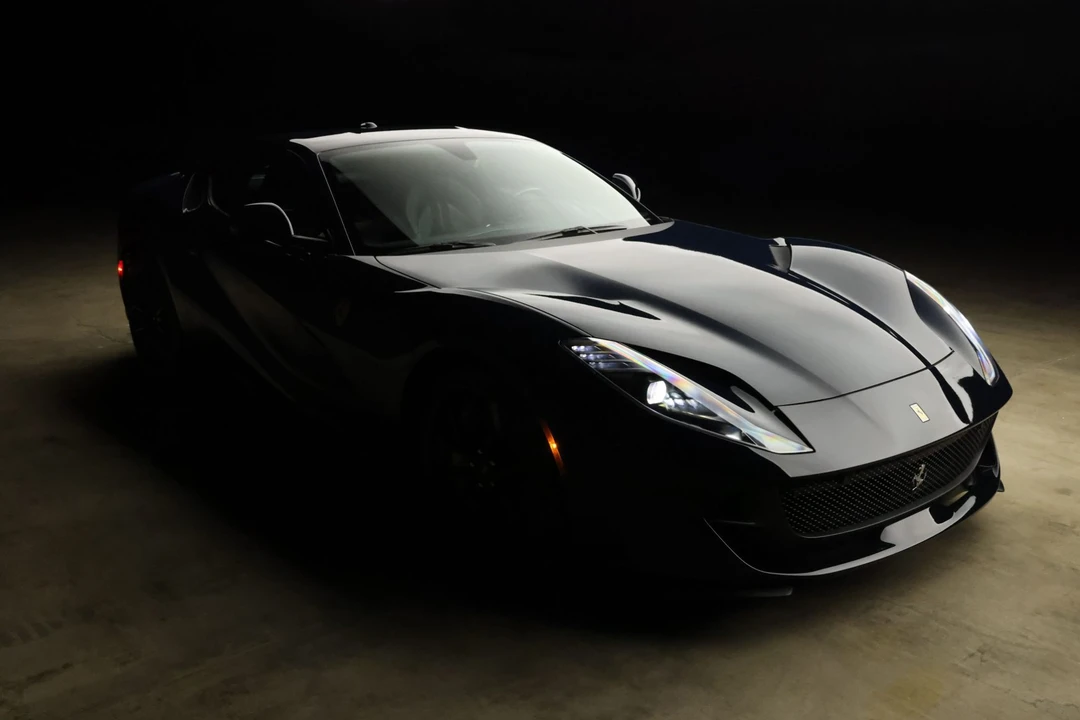 2019 Ferrari 812 Superfast - Image 15 of 31