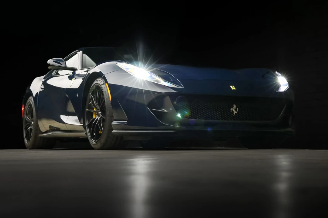 2019 Ferrari 812 Superfast - Image 14 of 31