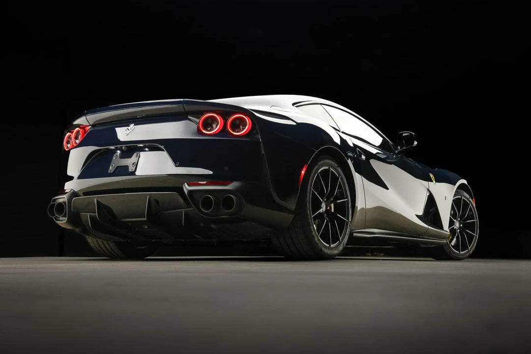 2019 Ferrari 812 Superfast - Image 25 of 31