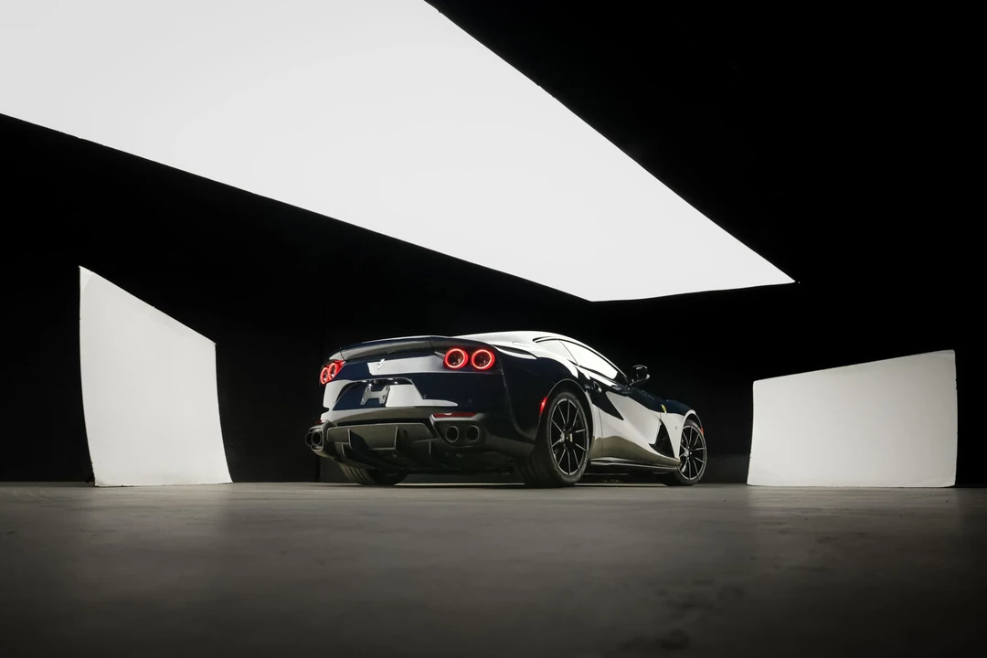 2019 Ferrari 812 Superfast - Image 23 of 31