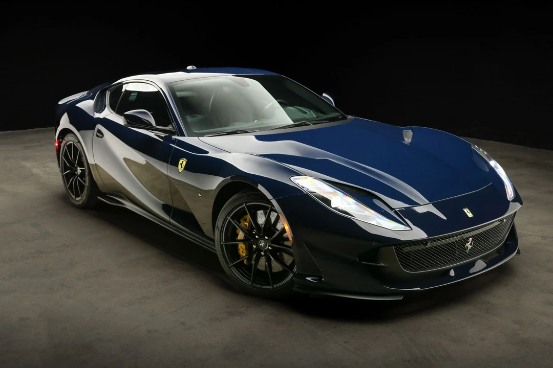 2019 Ferrari 812 Superfast - Image 10 of 31