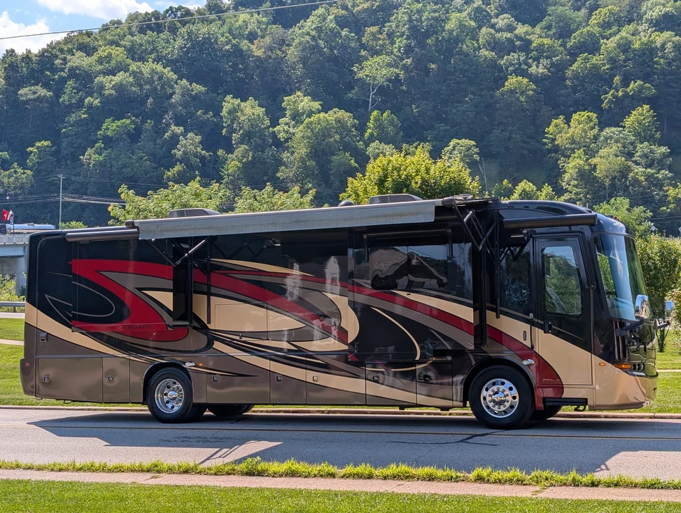 2019 Jayco - Image 16 of 31