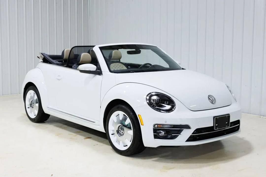 2019 Volkswagen A5 Beetle - Image 2 of 6