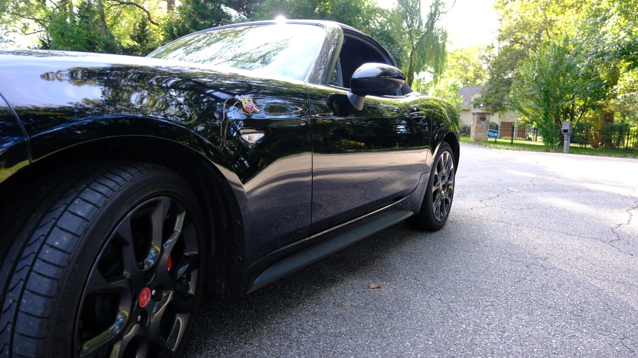 2020 Fiat 124 Spider - Image 24 of 31