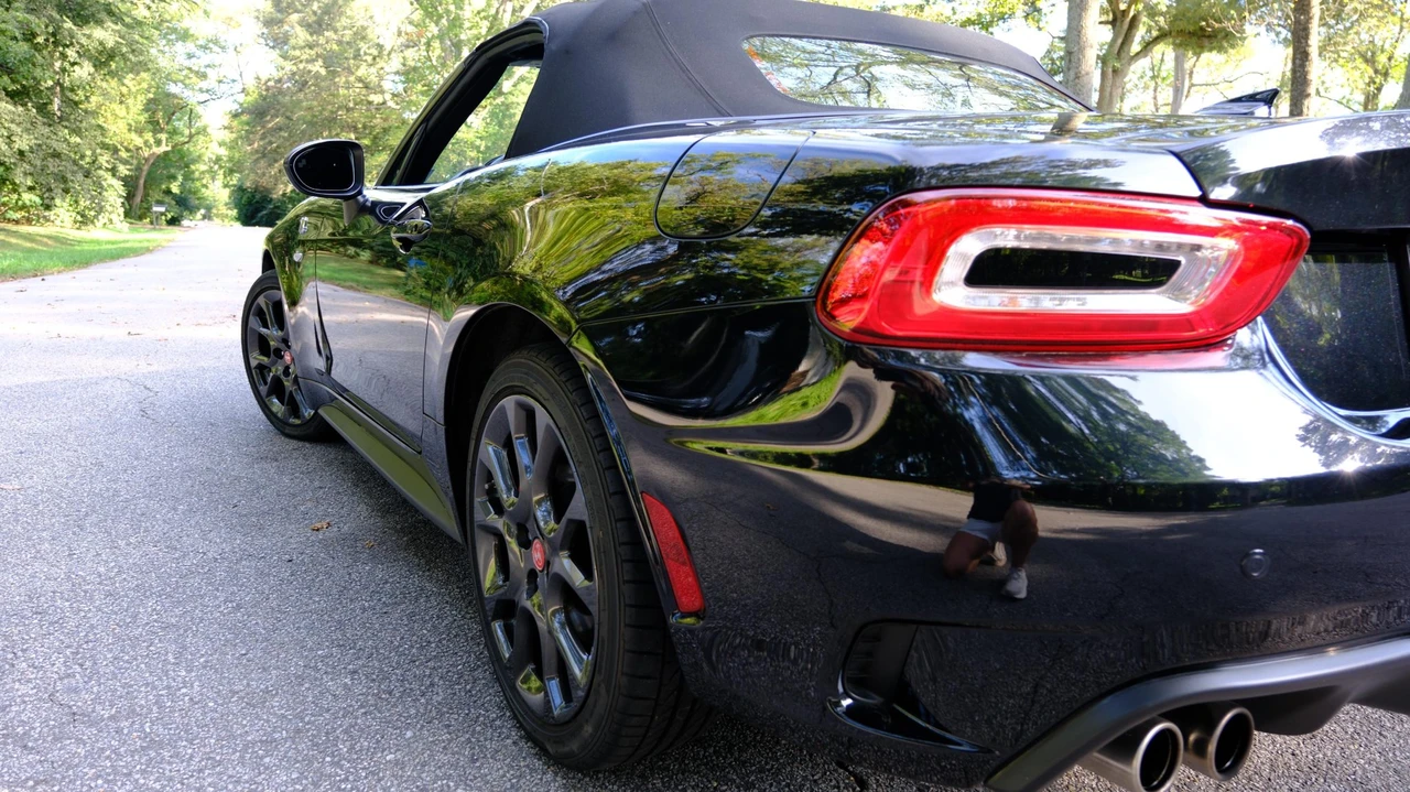 2020 Fiat 124 Spider - Image 27 of 31