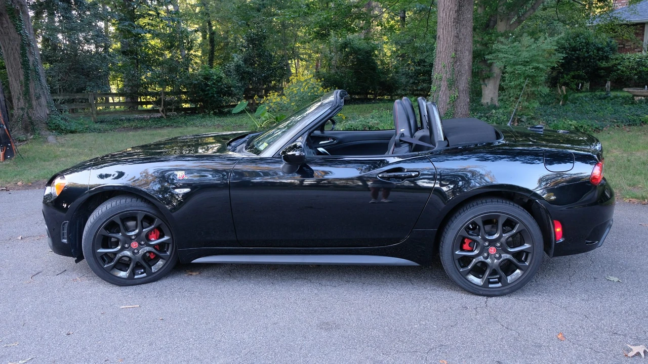 2020 Fiat 124 Spider - Image 4 of 31