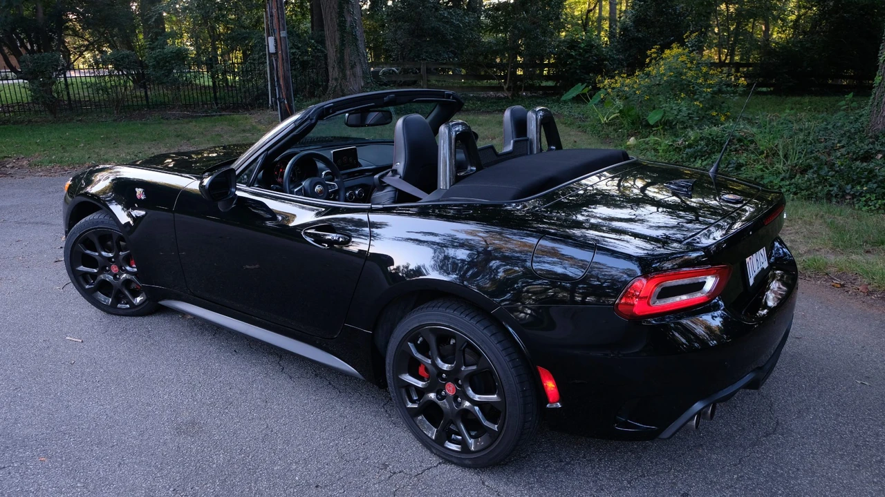 2020 Fiat 124 Spider - Image 6 of 31