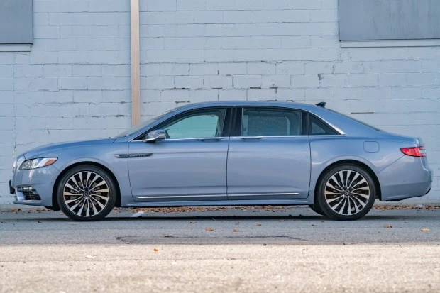 2020 Lincoln Continental 10th Gen - Image 3 of 8
