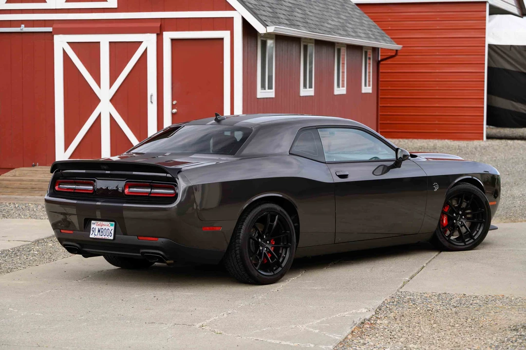 2023 Dodge Challenger SRT Hellcat 3rd Gen - Image 14 of 31