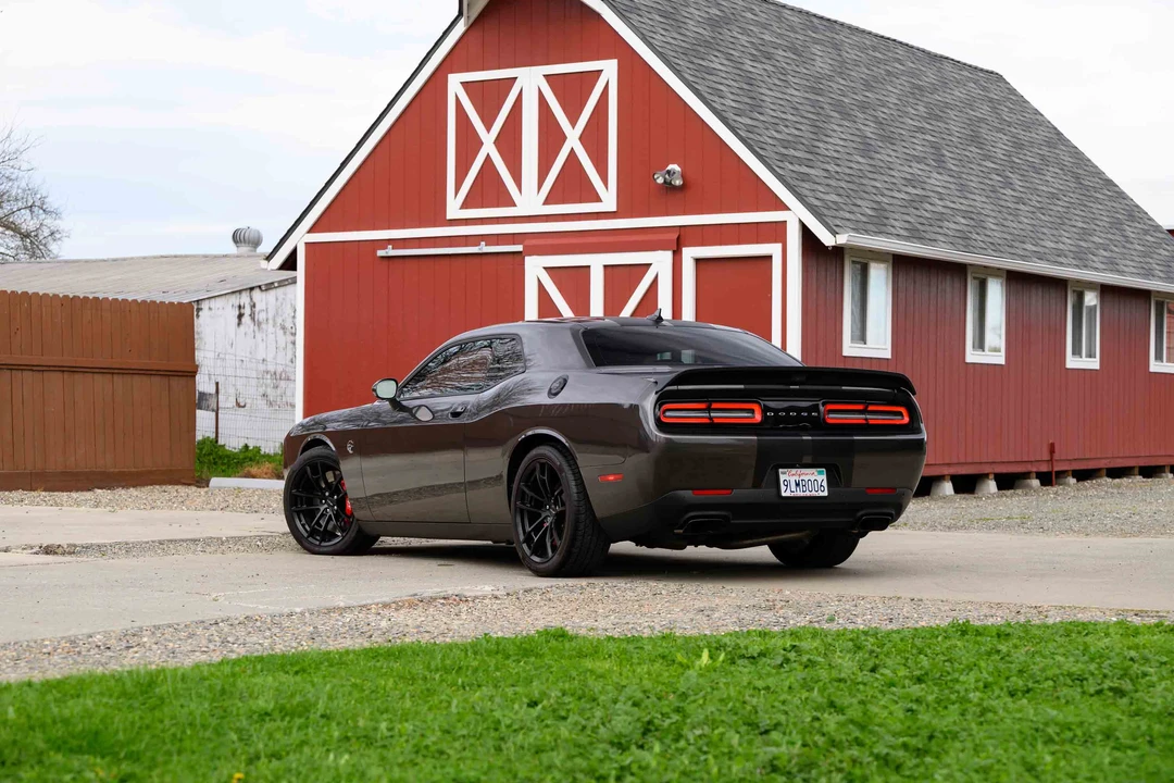 2023 Dodge Challenger SRT Hellcat 3rd Gen - Image 17 of 31