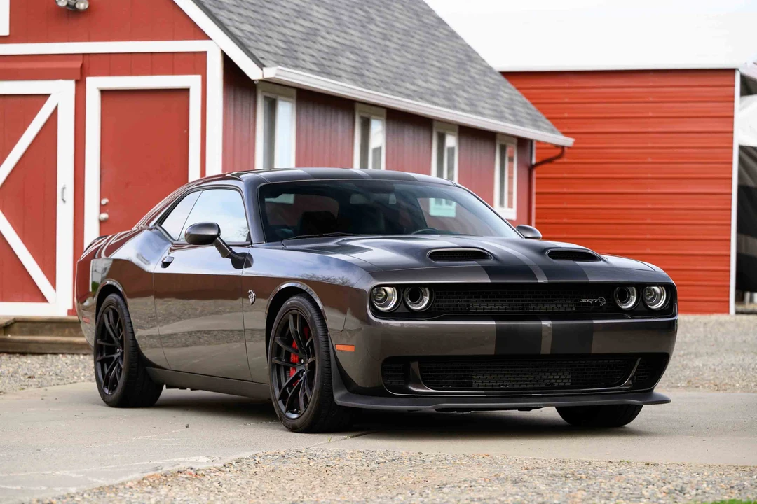 2023 Dodge Challenger SRT Hellcat 3rd Gen - Image 9 of 31