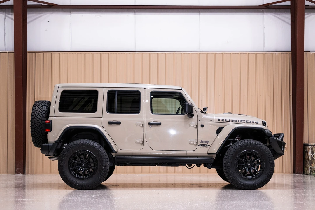 2022 Jeep JL Wrangler - Image 16 of 31