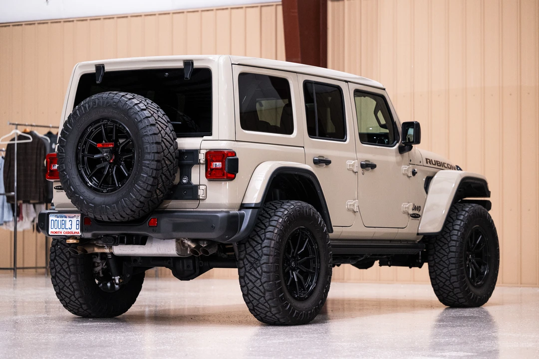 2022 Jeep JL Wrangler - Image 19 of 31