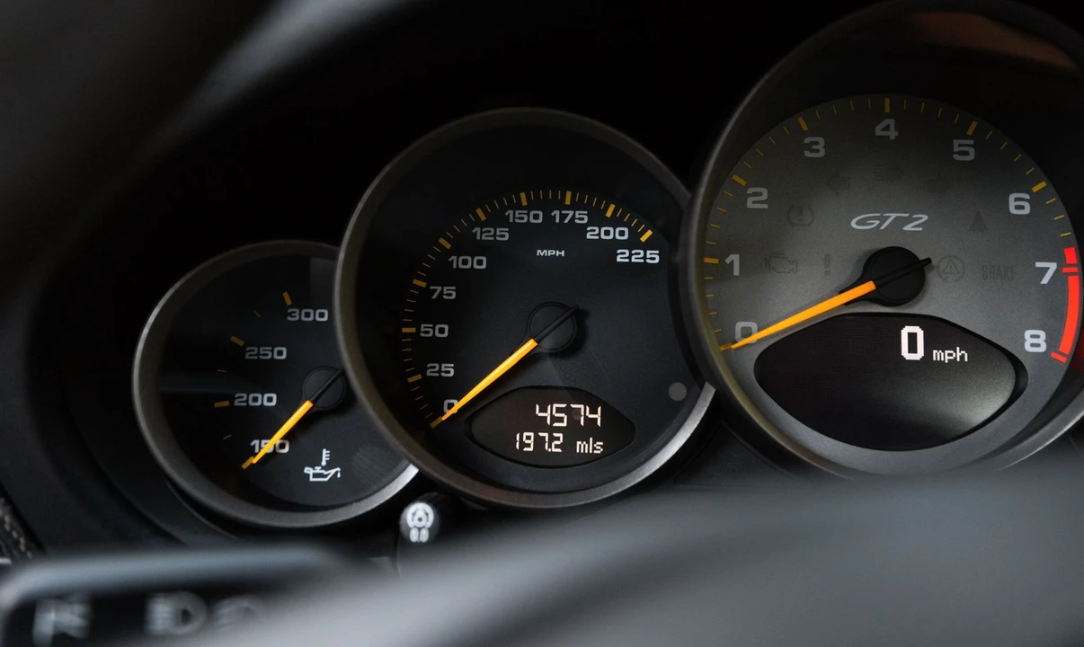 2011 Porsche 997 GT2 - Image 19 of 31