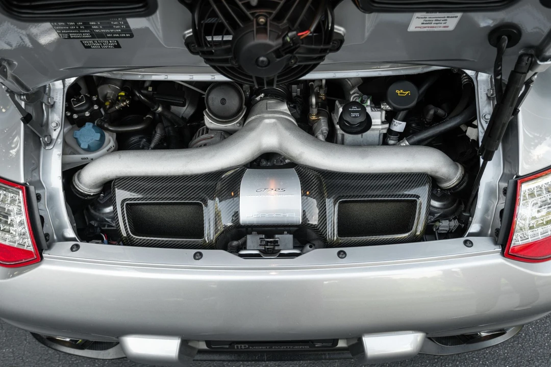 2011 Porsche 997 GT2 - Image 26 of 31