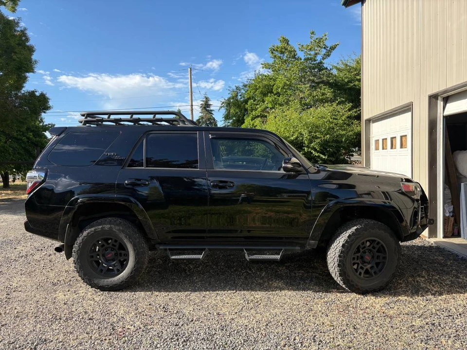2020 Toyota 4Runner 5th Gen - Image 5 of 11