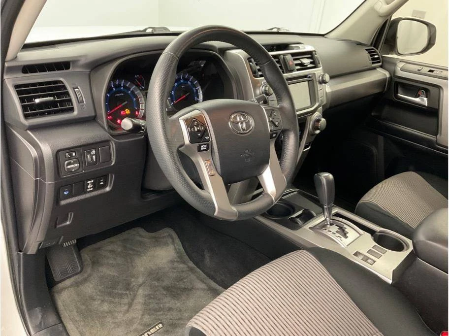 2016 Toyota 4Runner 5th Gen - Image 2 of 8