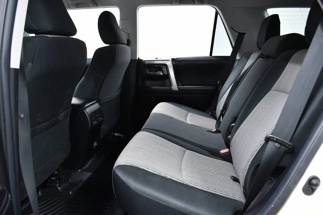 2016 Toyota 4Runner 5th Gen - Image 7 of 8