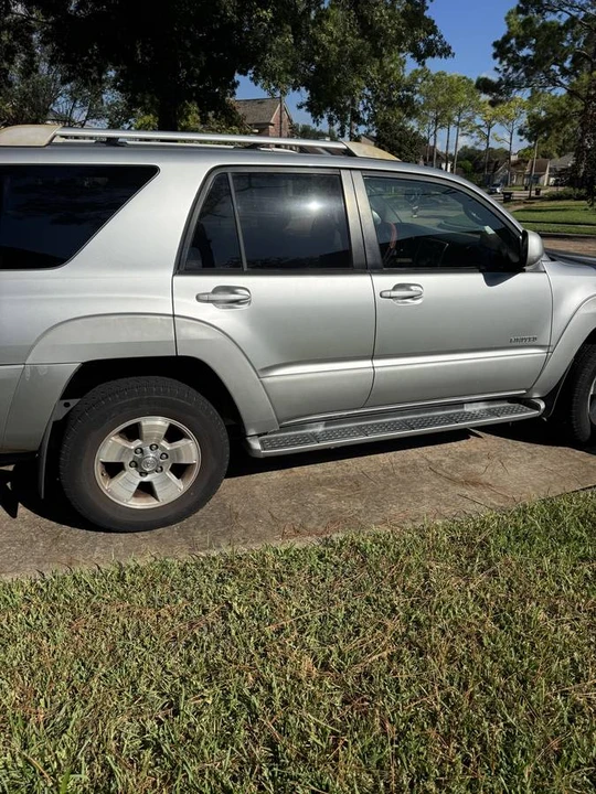 2004 Toyota 4Runner 4th Gen - Image 2 of 5