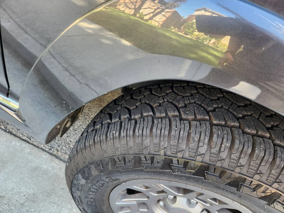 2017 Toyota 4Runner 5th Gen - Image 7 of 10