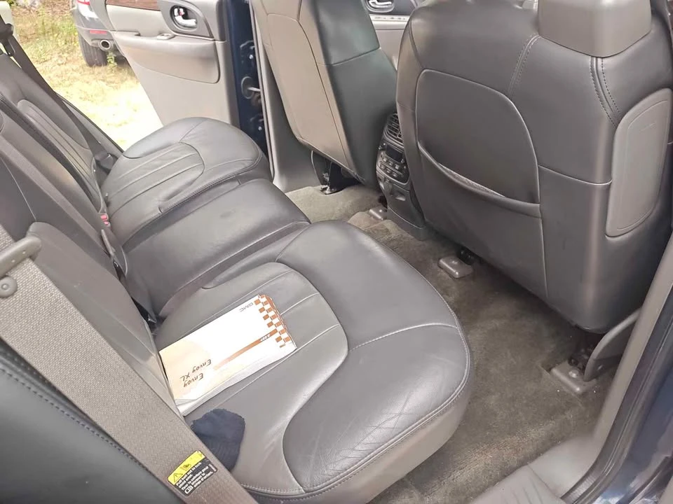 2004 GMC Envoy - Image 8 of 11