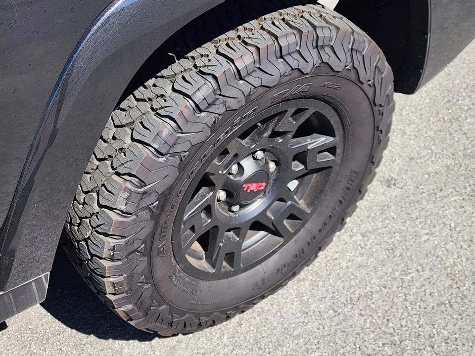 2010 Toyota 4Runner 5th Gen - Image 8 of 23