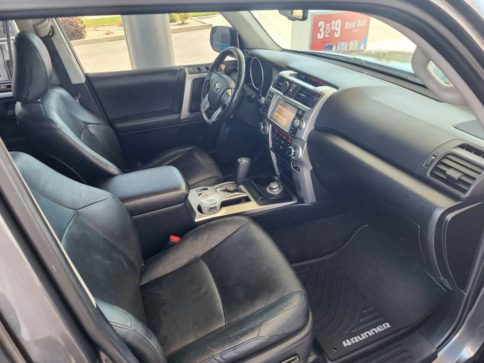 2010 Toyota 4Runner 5th Gen - Image 11 of 23