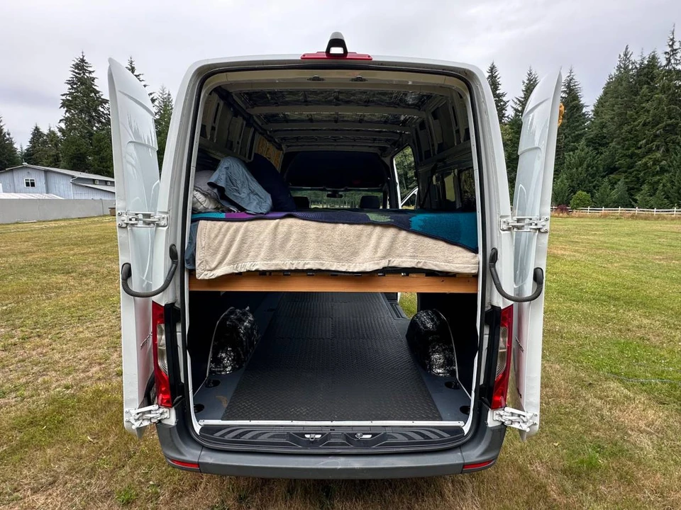 2020 Mercedes-Benz VS30 Sprinter - Image 22 of 24