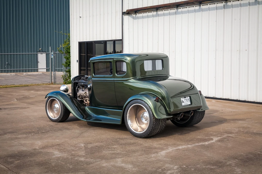 Ford Hot Rod - Image 20 of 31