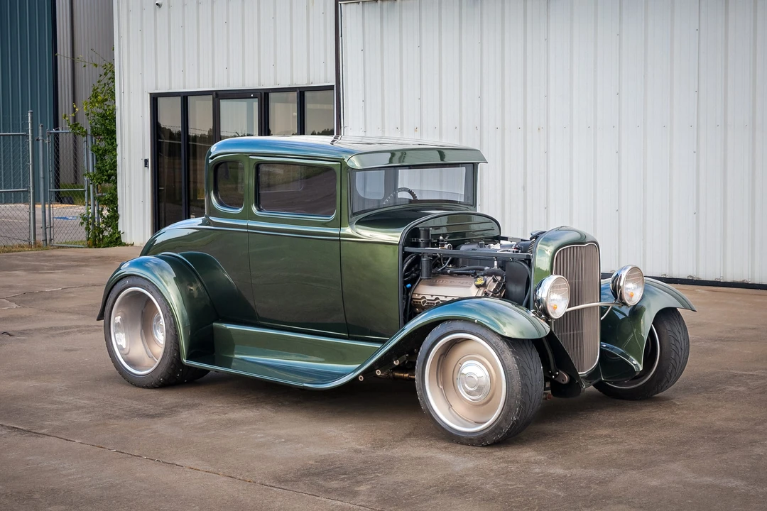 Ford Hot Rod - Image 17 of 31