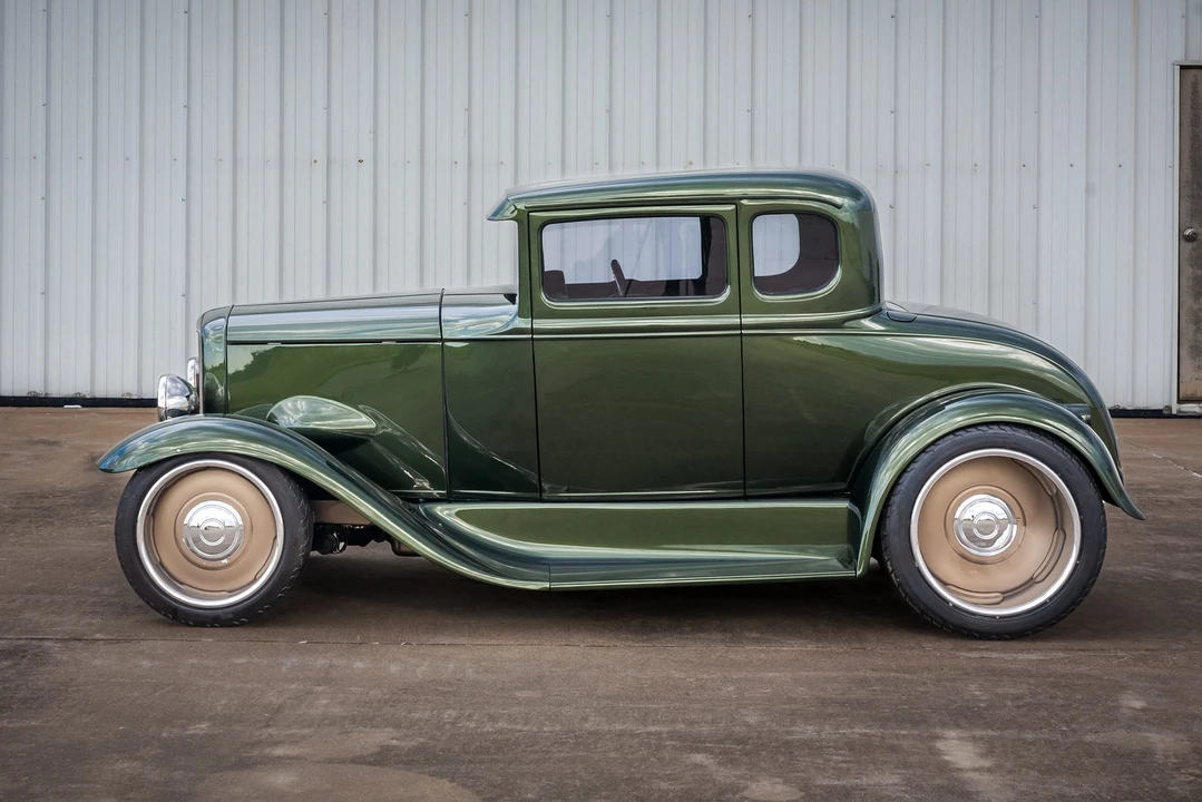 Ford Hot Rod - Image 13 of 31