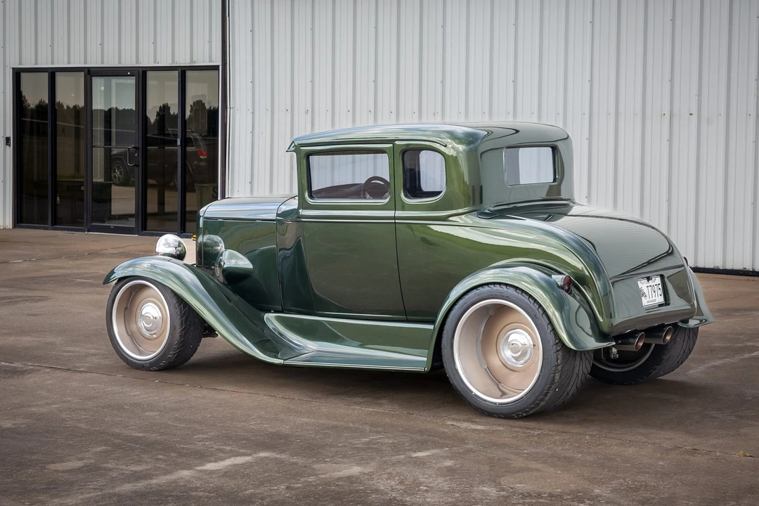 Ford Hot Rod - Image 12 of 31