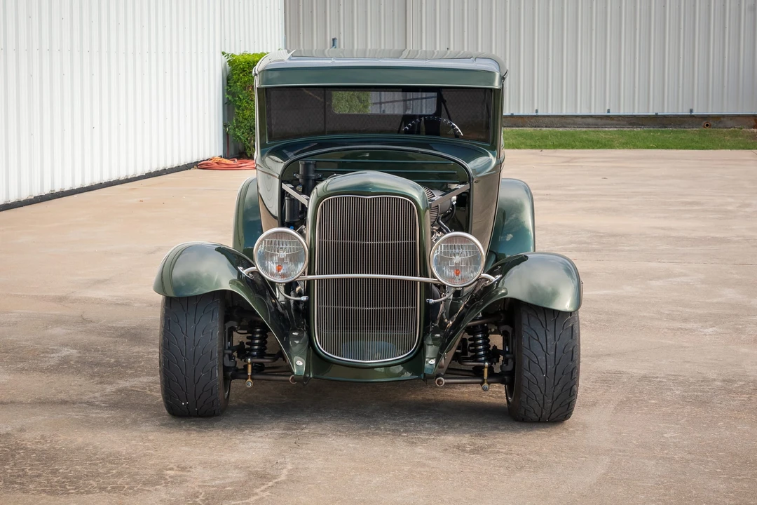 Ford Hot Rod - Image 16 of 31