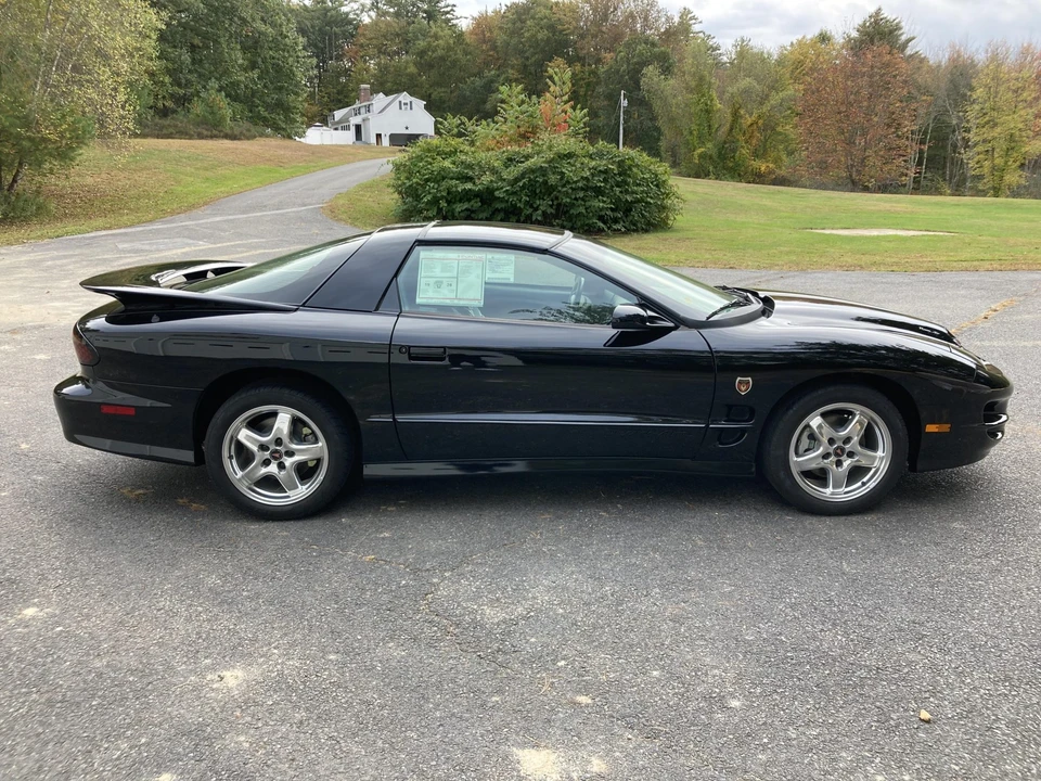 2002 Pontiac Firebird Trans Am 4th Gen - Image 13 of 31