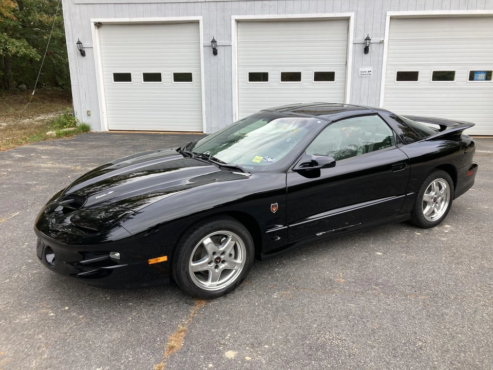2002 Pontiac Firebird Trans Am 4th Gen - Image 2 of 31
