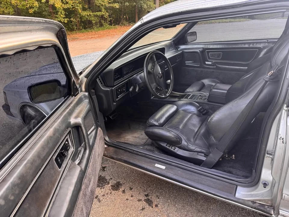 1986 Lincoln Continental Mark VII - Image 9 of 10