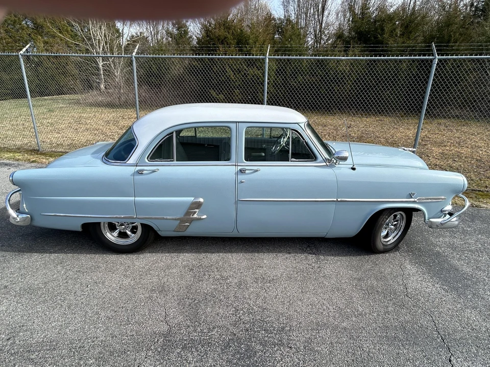 1953 Ford Customline - Image 15 of 31