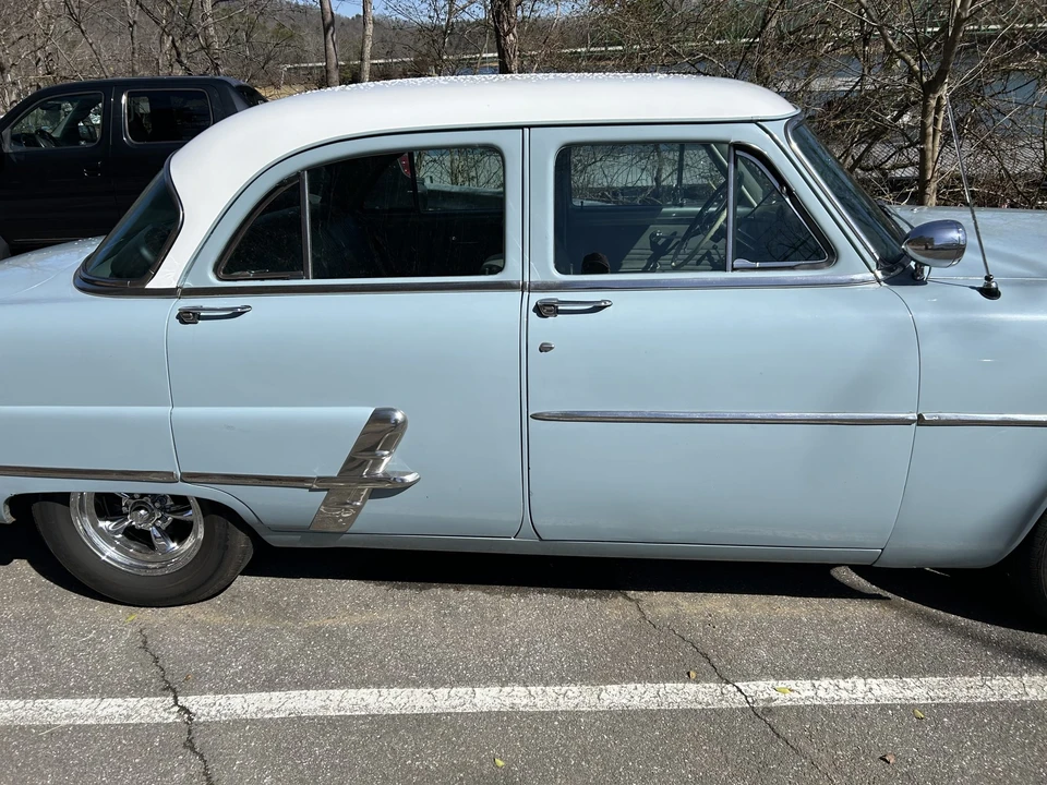 1953 Ford Customline - Image 24 of 31