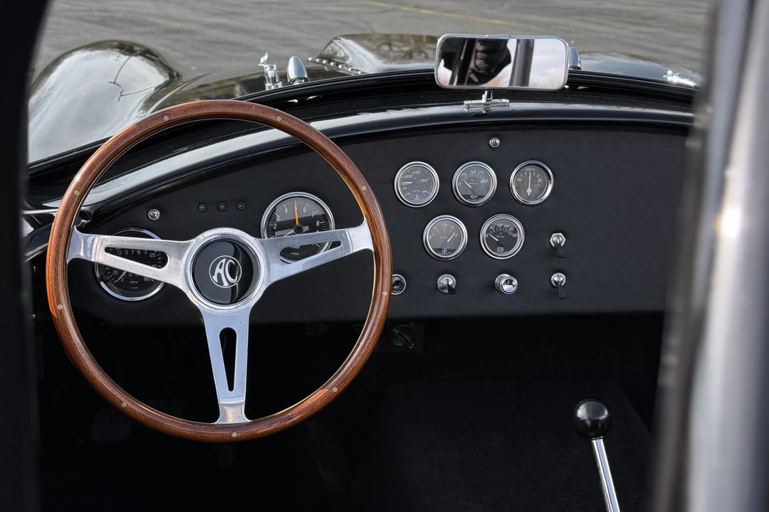 Shelby Cobra Replica - Image 30 of 31