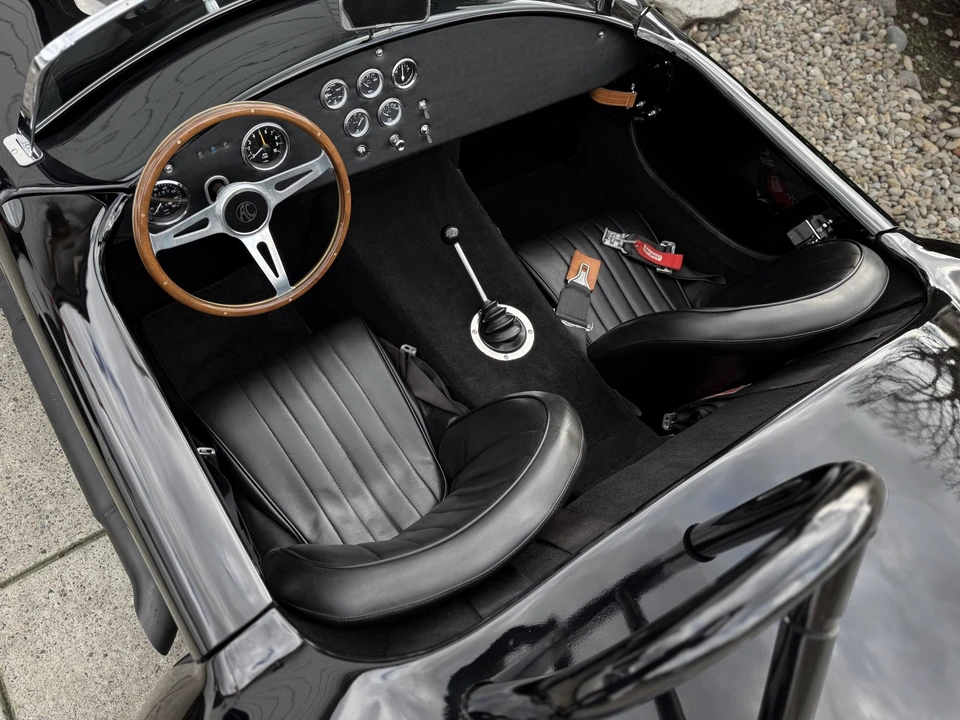 Shelby Cobra Replica - Image 20 of 31