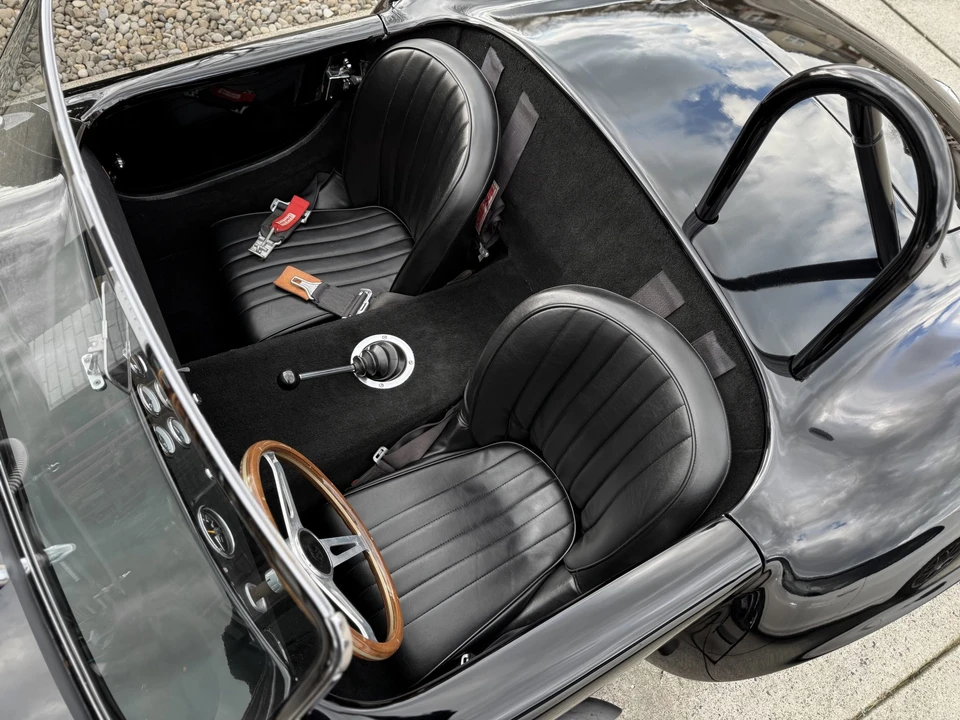 Shelby Cobra Replica - Image 21 of 31