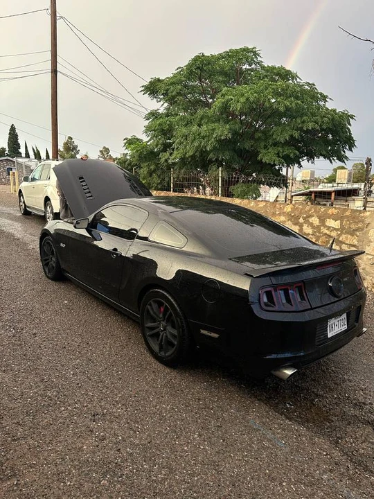 2014 Ford S197 Mustang GT - Image 2 of 4