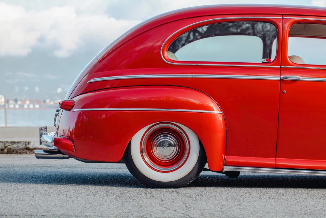 1946 Ford Standard & Deluxe & Super Deluxe - Image 25 of 31