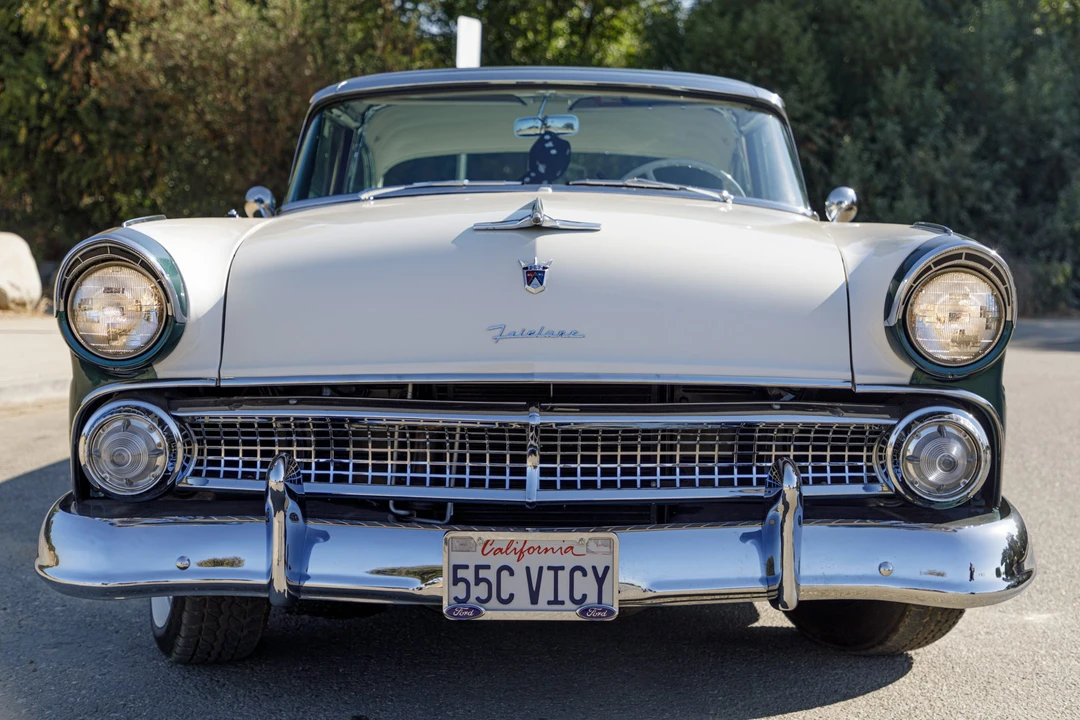 1955 Ford Fairlane 1st Gen - Image 10 of 31