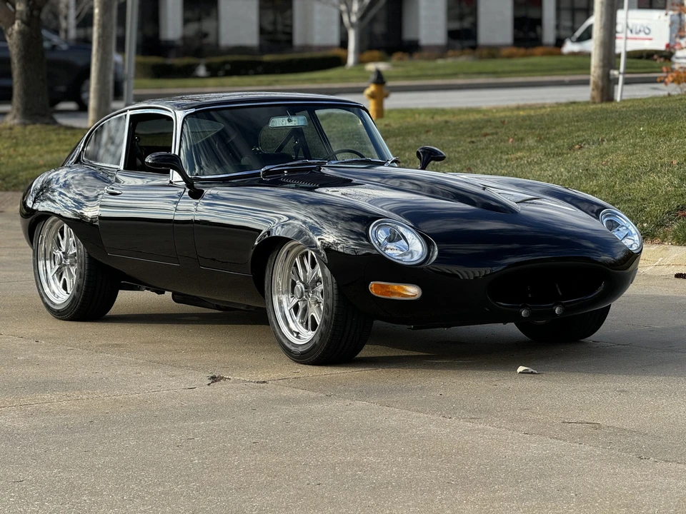 1962 Jaguar E-Type Series 1 - Image 18 of 31