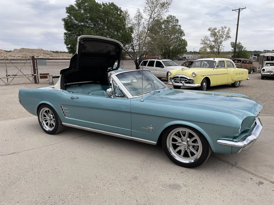 1966 Ford Mustang 1st Gen (1964.5-1966) - Image 28 of 31