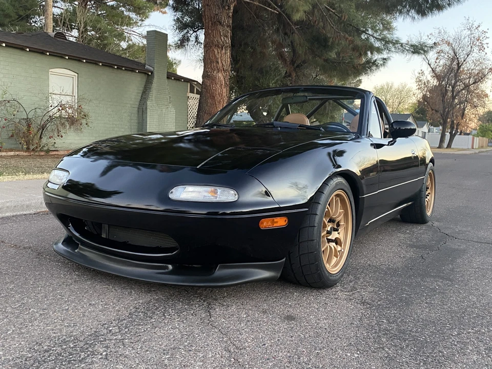 1992 Mazda NA MX-5 Miata - Image 2 of 31