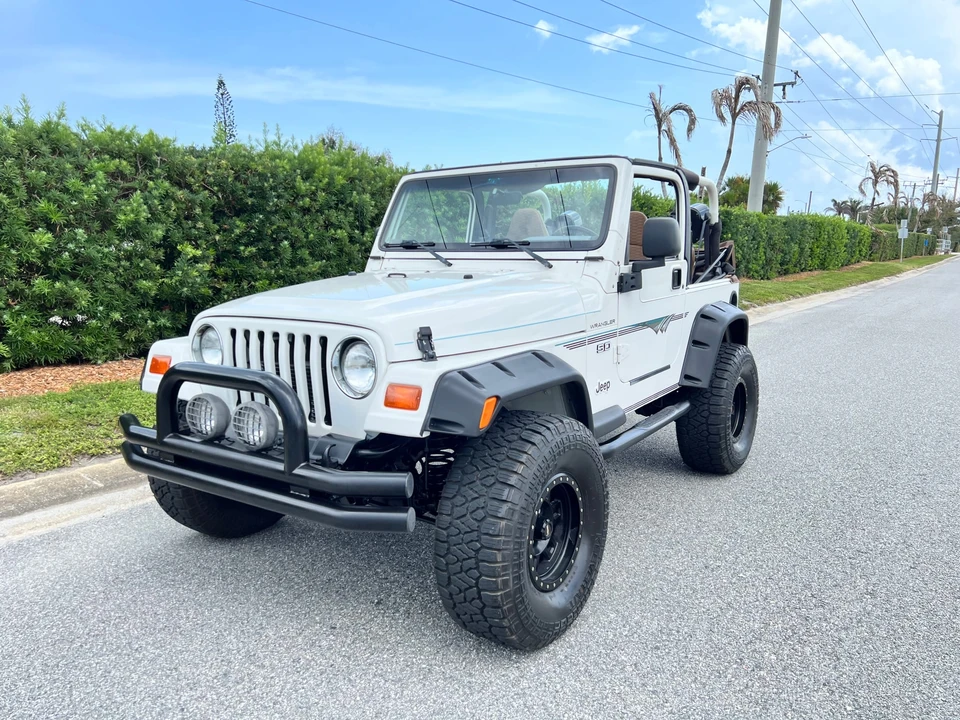 1998 Jeep TJ Wrangler - Image 2 of 31