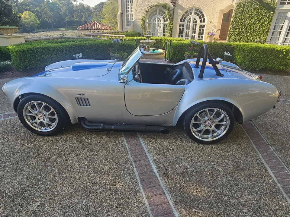 Shelby Cobra Replica - Image 11 of 31